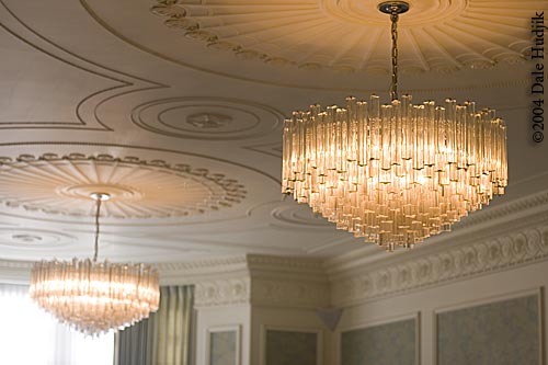 government house edmonton (chandeliers)